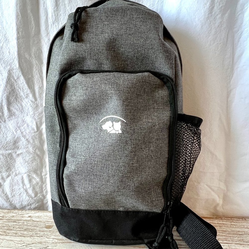 Gray Sling Style Bag From Hit Promotional Products, Dog and Cat Theme Like New!